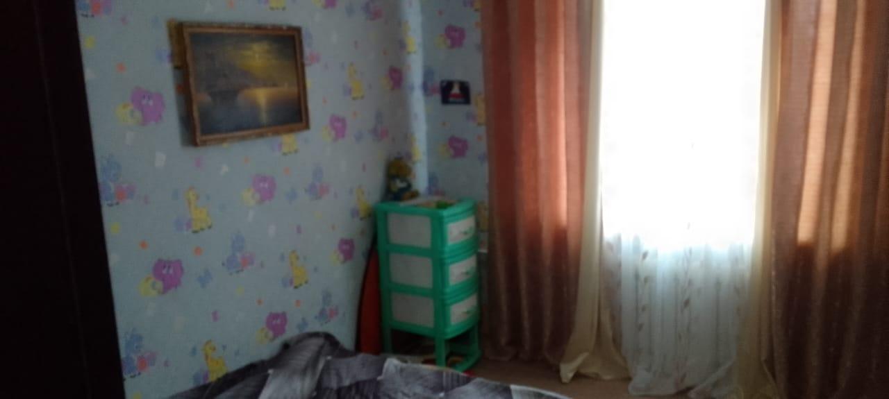Продажа 2-комнатной квартиры, Петровск, Гоголя улица,  д.36